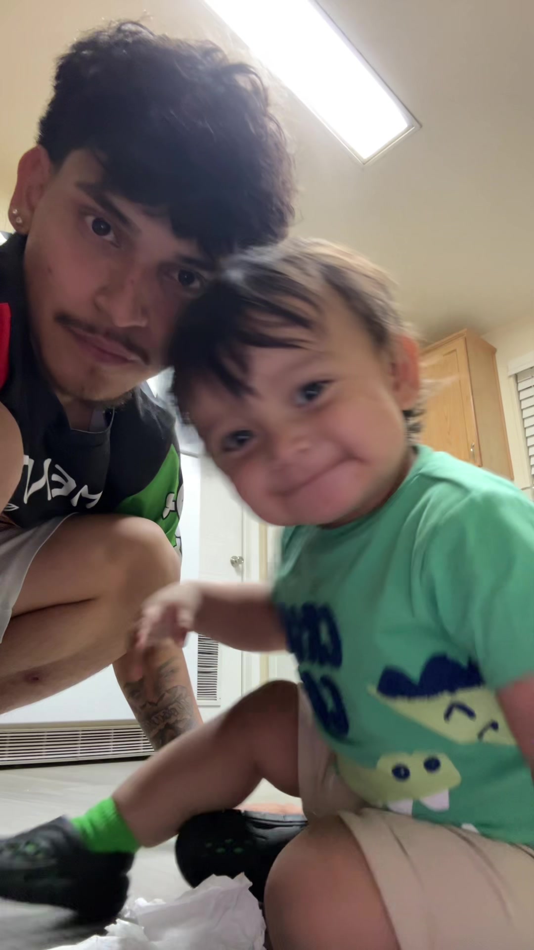 @POLLITO 🐣