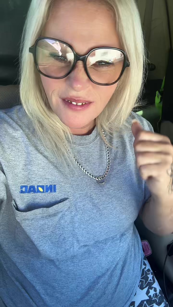 @FirsstLady
