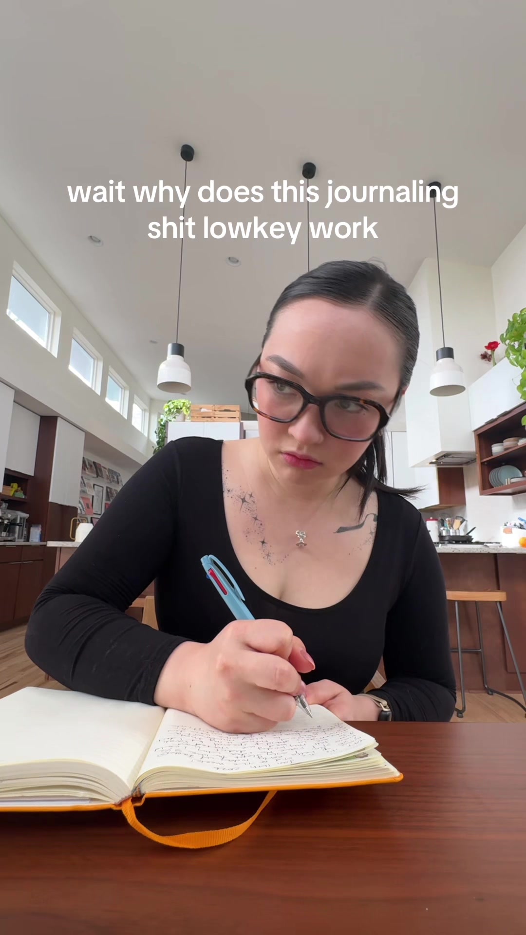 @mxmtoon