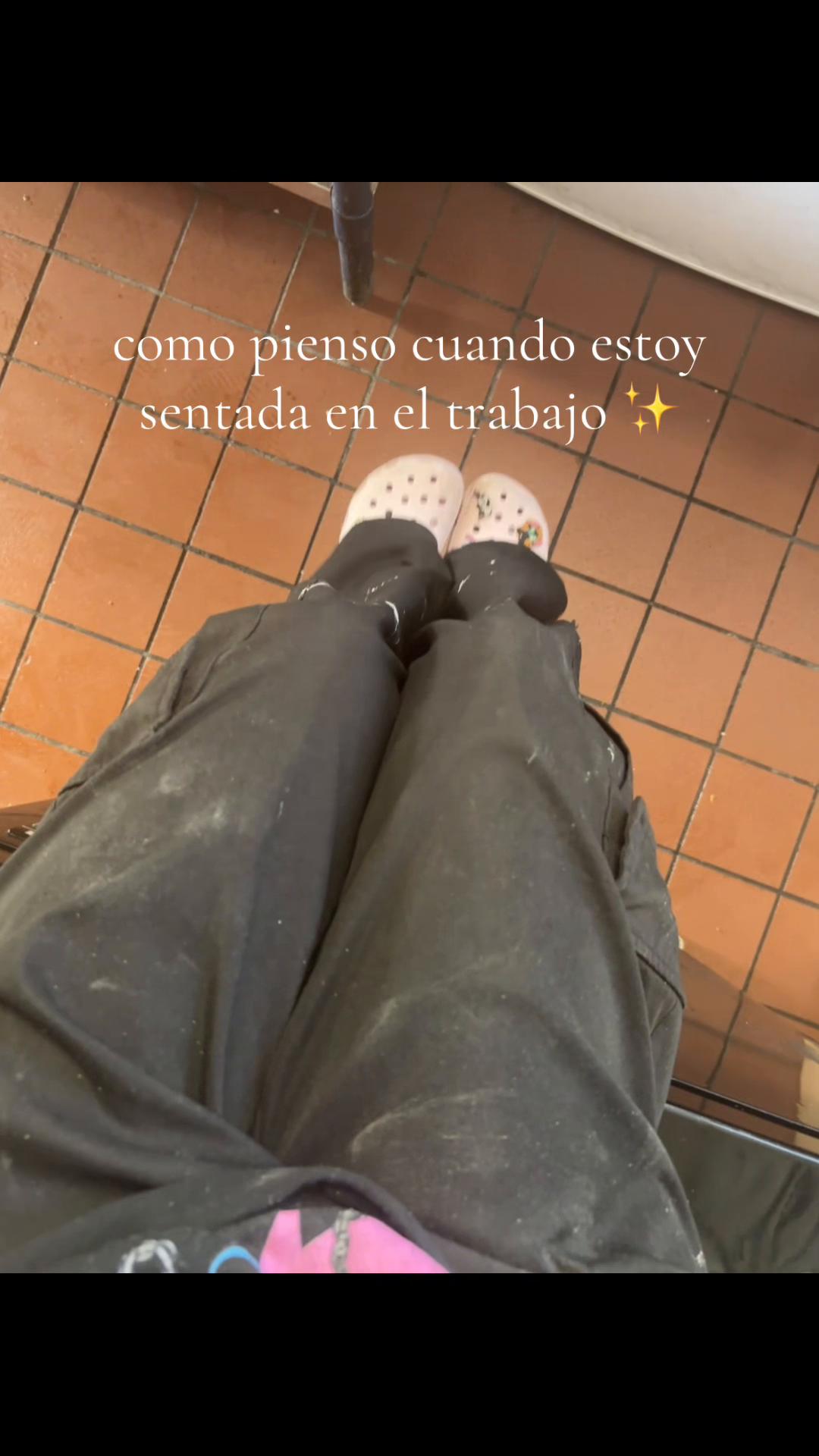 @️ 👩🏻🦱
