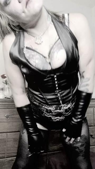 @(Madam.Rou)