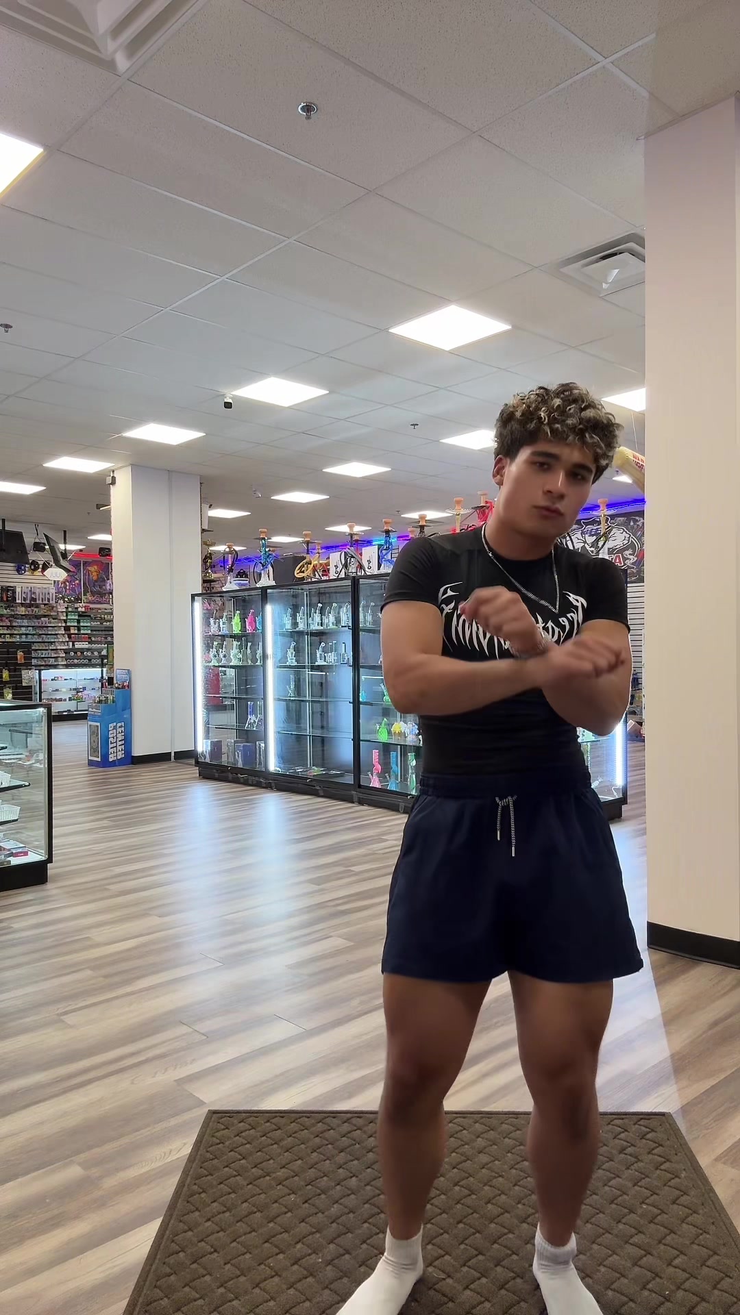 @Mo