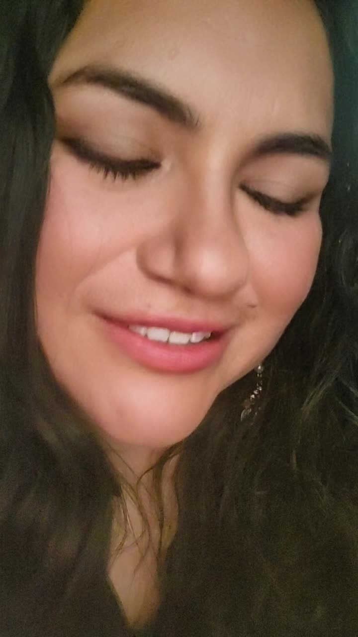 @Aniesperanza