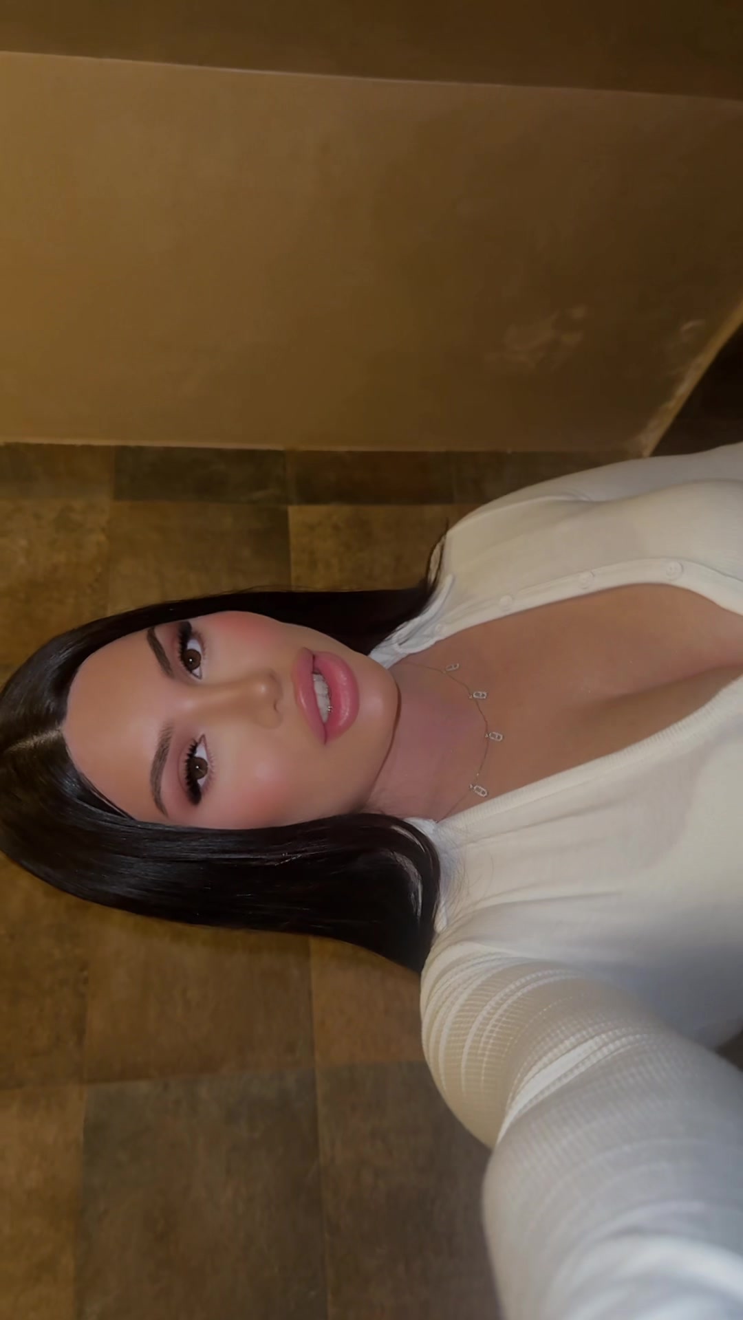 @zulyaa