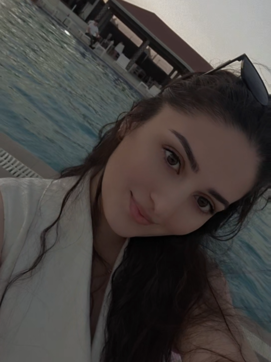 @Akhundova♡