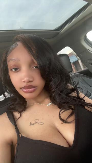 @Riya Marie