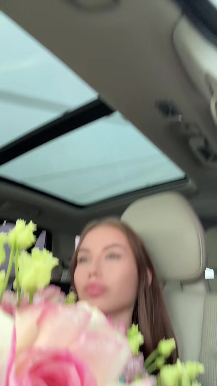@pollllisssha