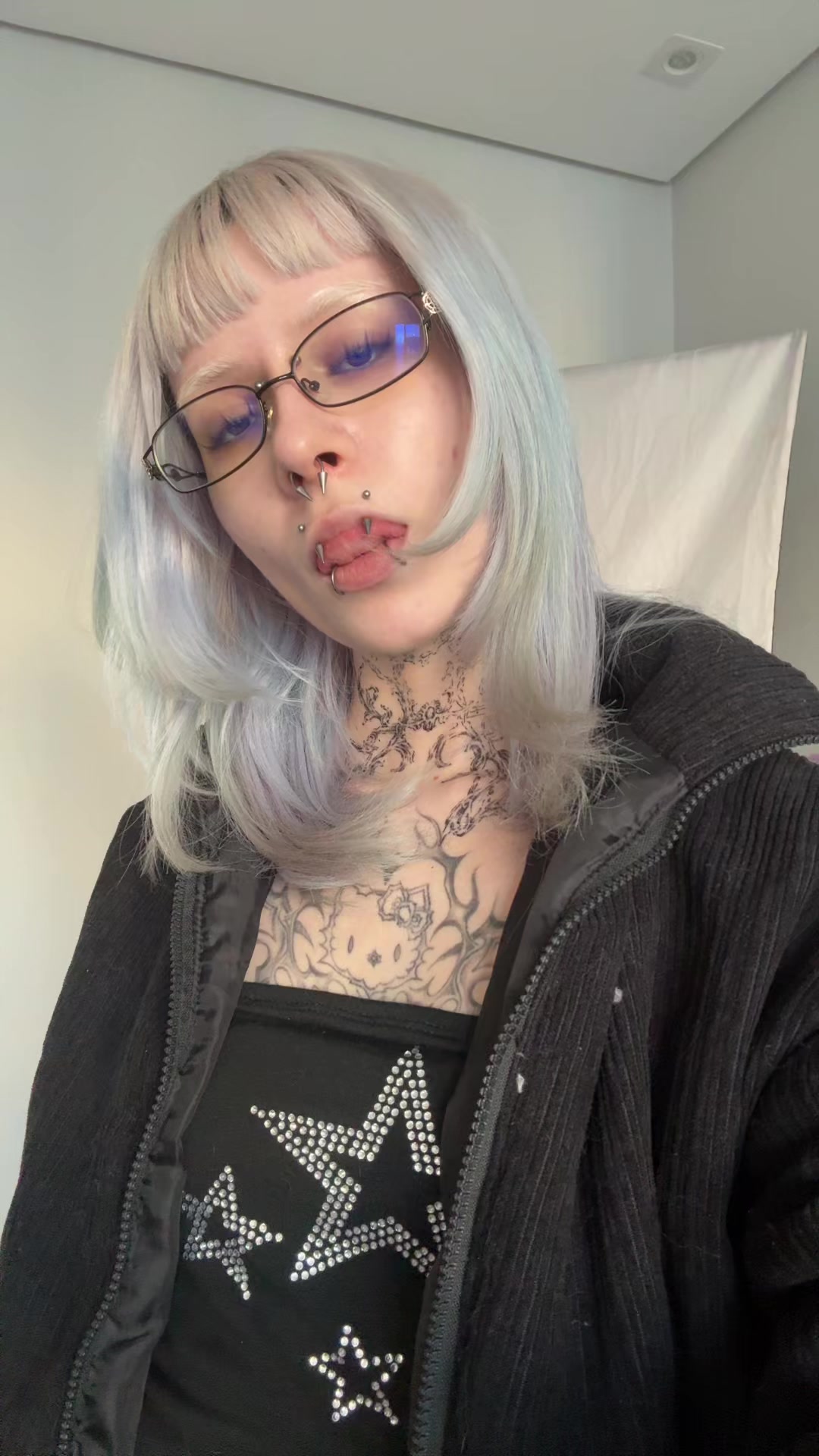 @lu
