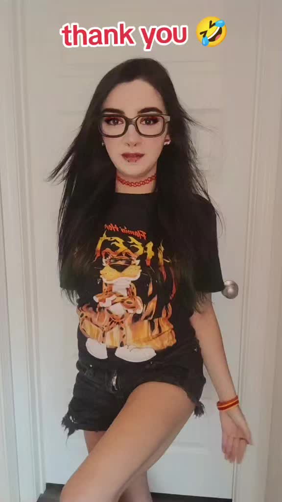 @𝕿𝖍𝖊𝕶𝖆𝖙𝖘𝕸𝖊𝖔𝖜🏳️&zwj;🌈