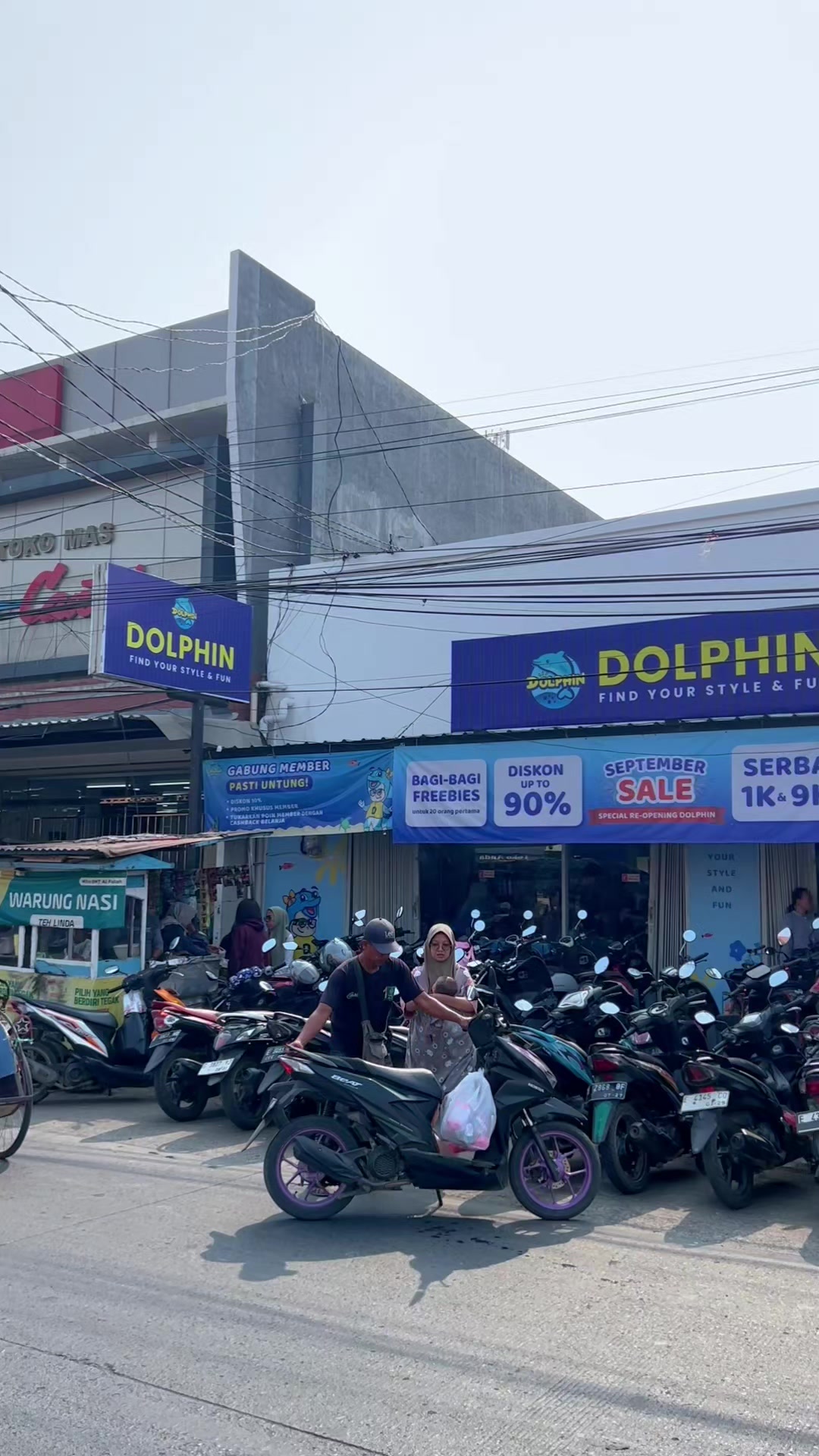 @Toko Mainan Dolphin Toys