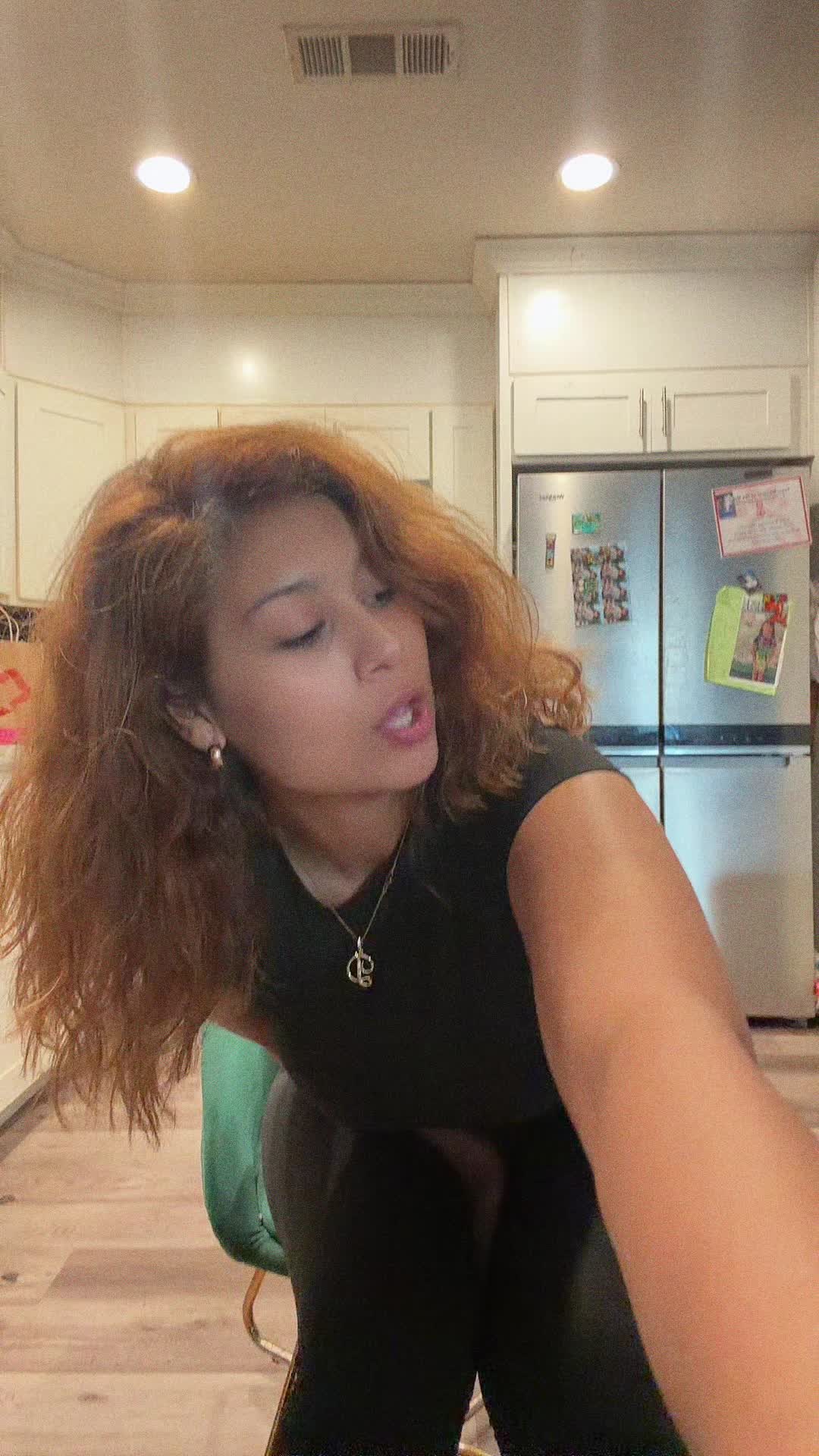 @★