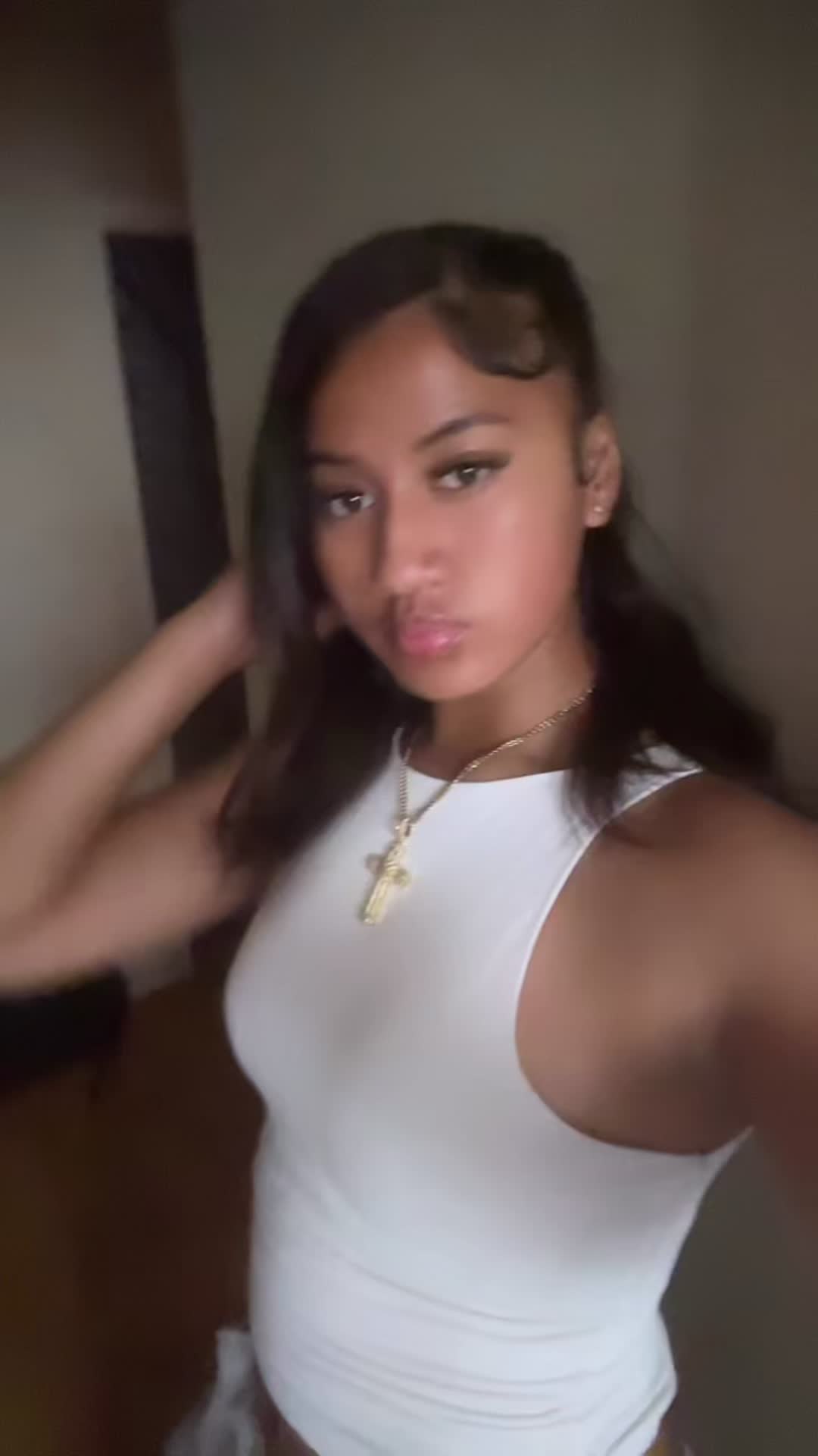@Prettyf4ce🫧
