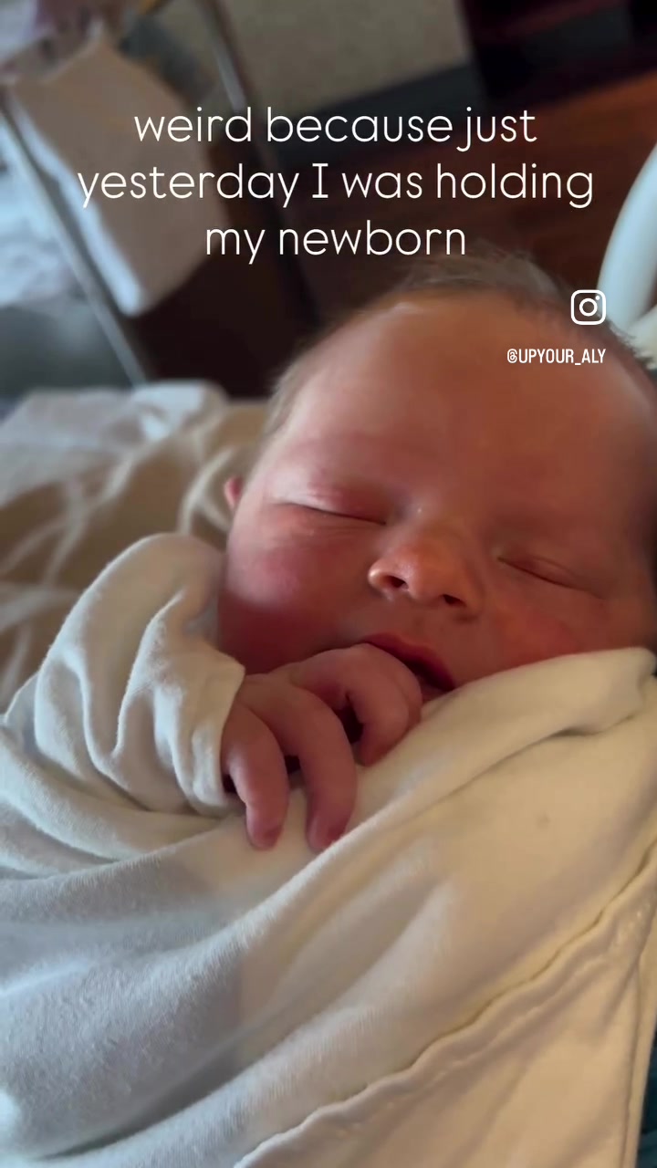 @upyour_aly