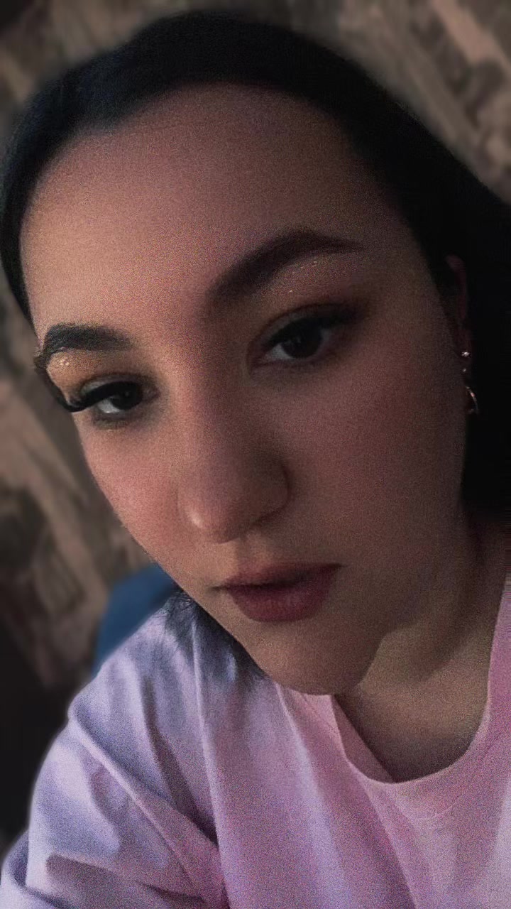 @arianaterno