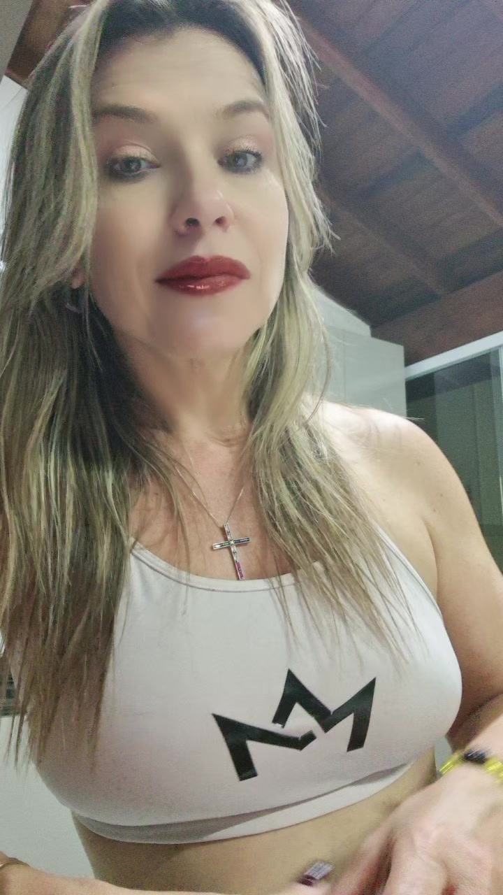 @Clau Mansano