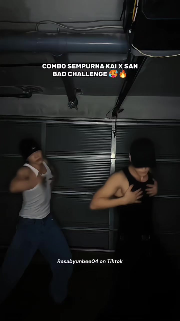 @Baekhyunee_kyoong
