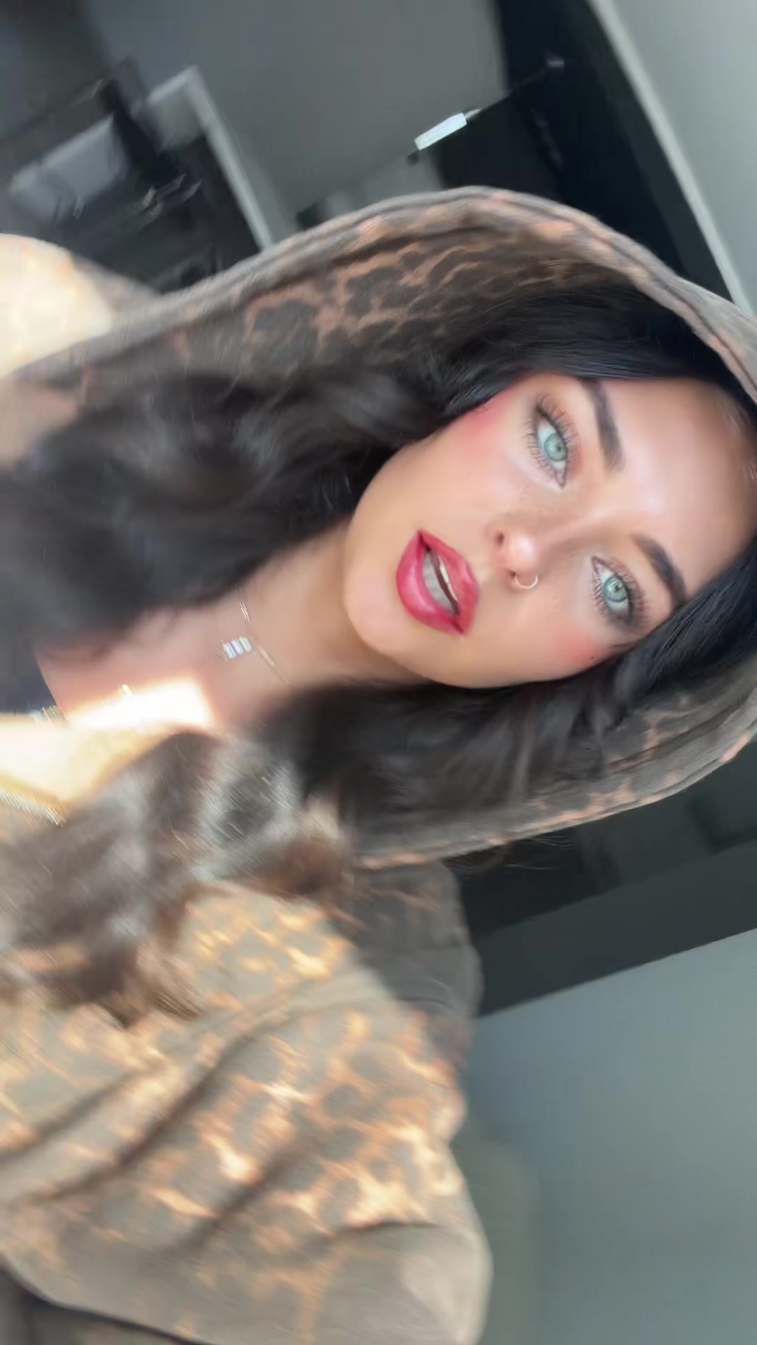 @𝐿𝑒𝓍𝒾 𝒴𝑜𝓊𝓃𝑔𝒷𝓁𝑜𝑜𝒹