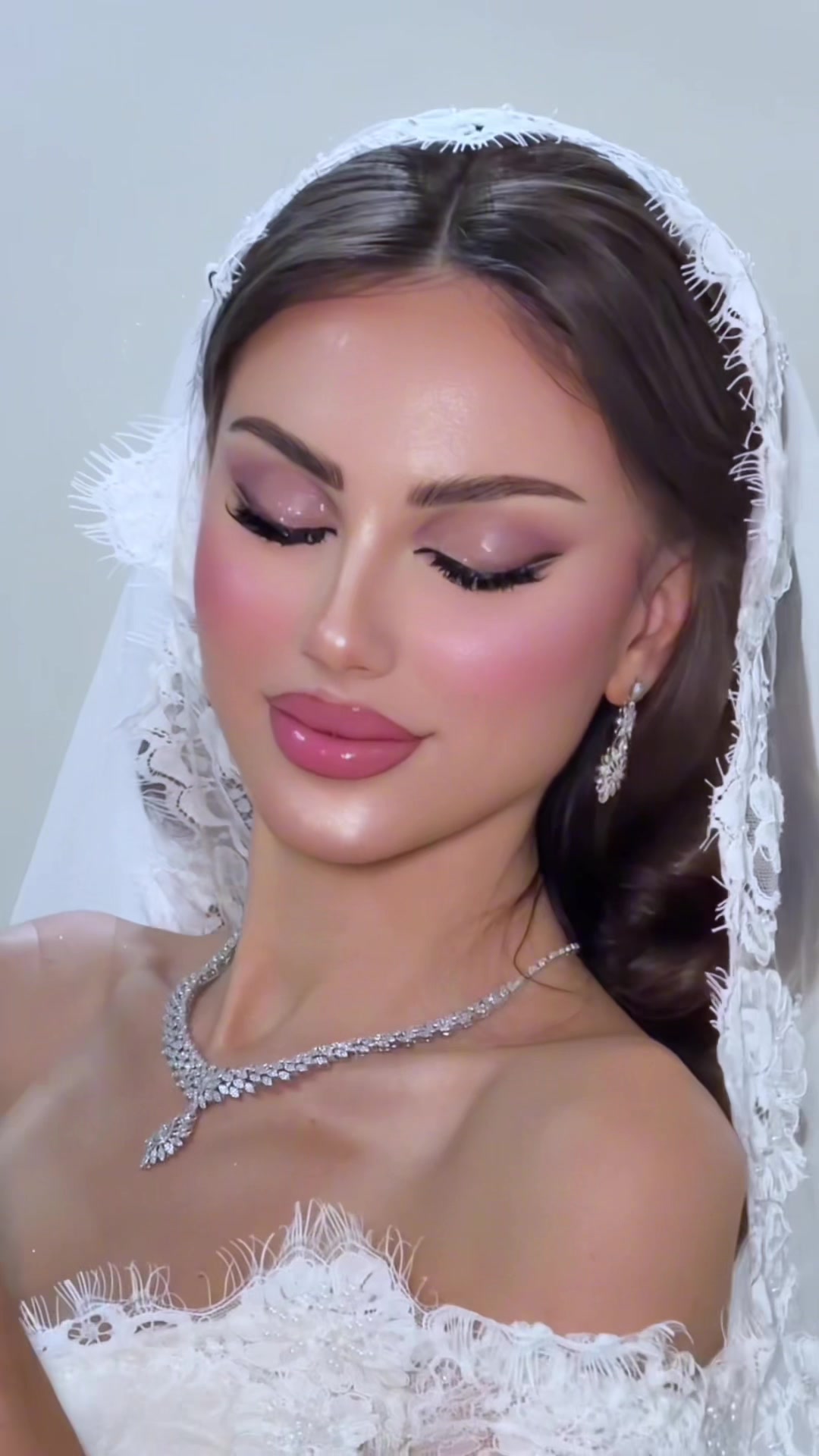 @ميك اب ارتست رنا الذيابي