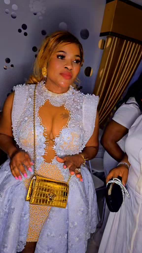 @Maria Olowu485