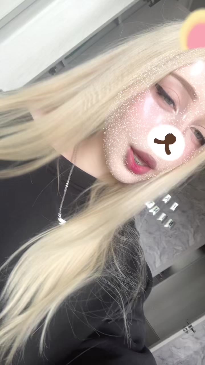 @بلوندي