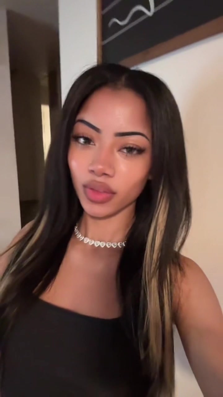 @prettyandmysterious_