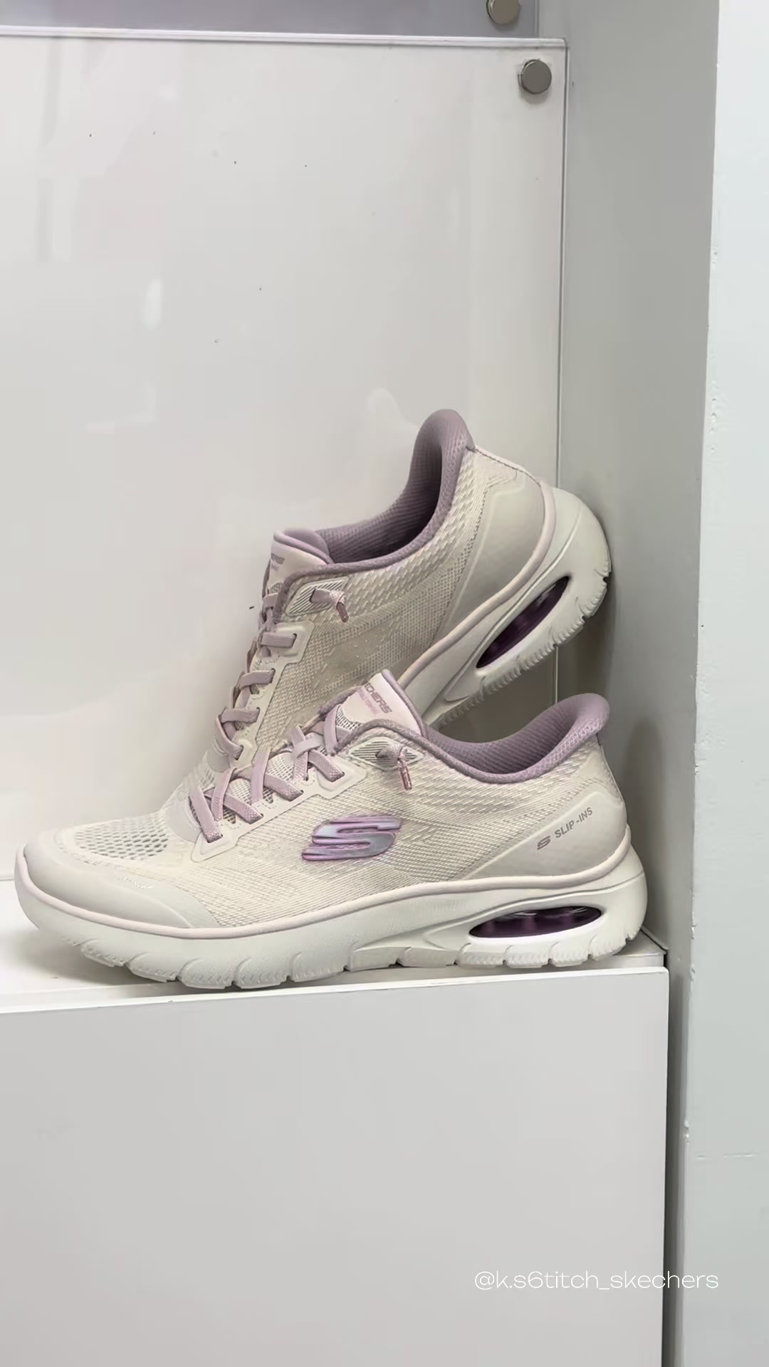 @K.S6titchSkechers
