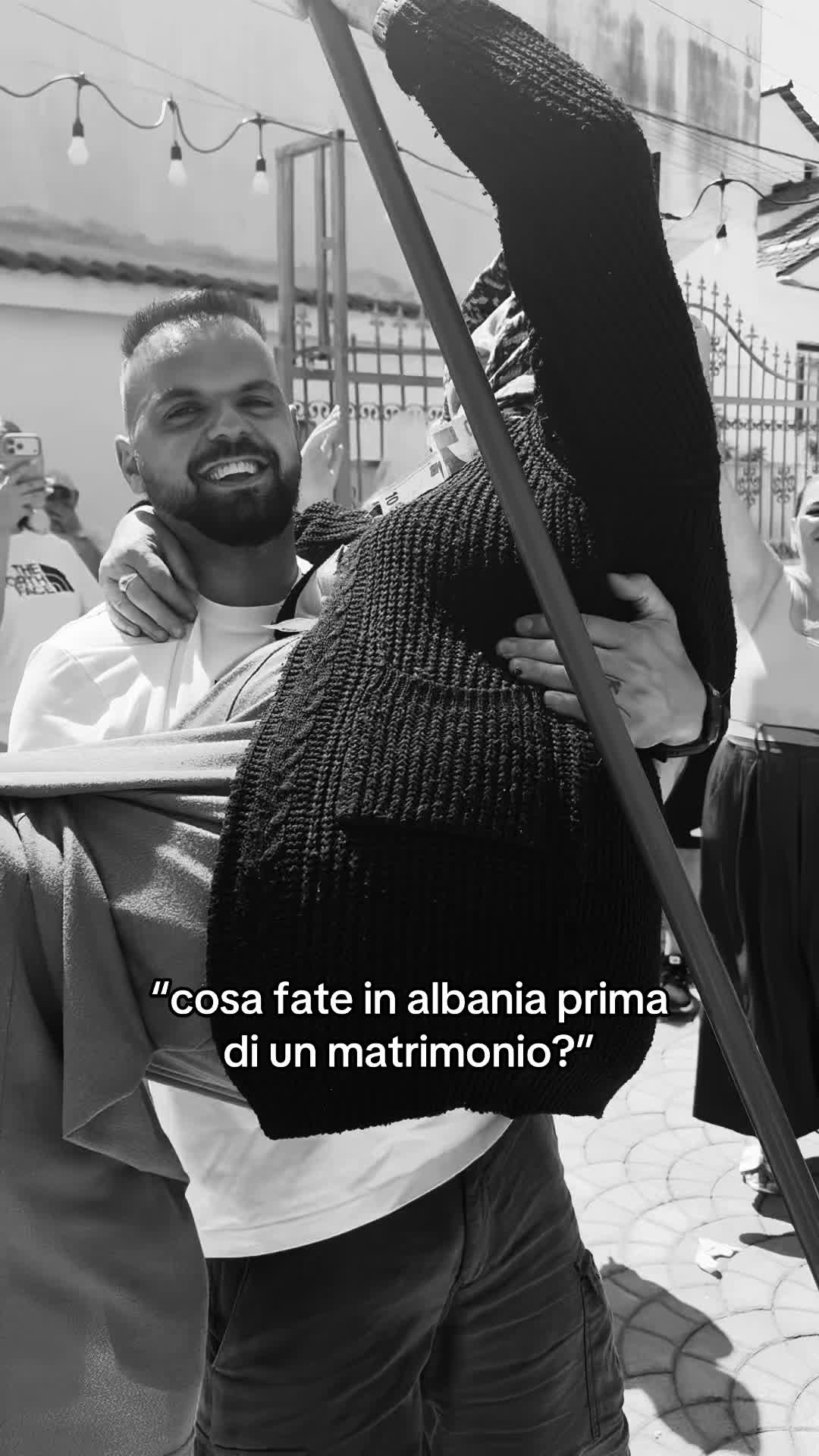 @🦂