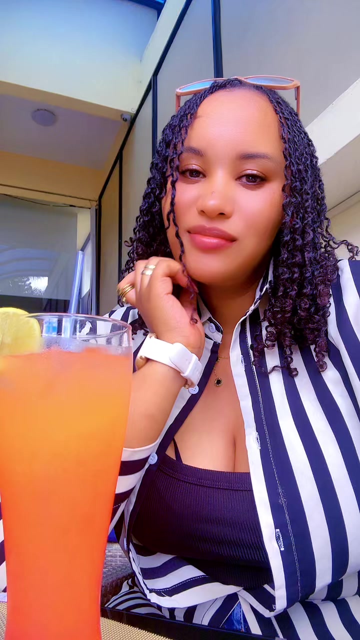 @Julie gichuru