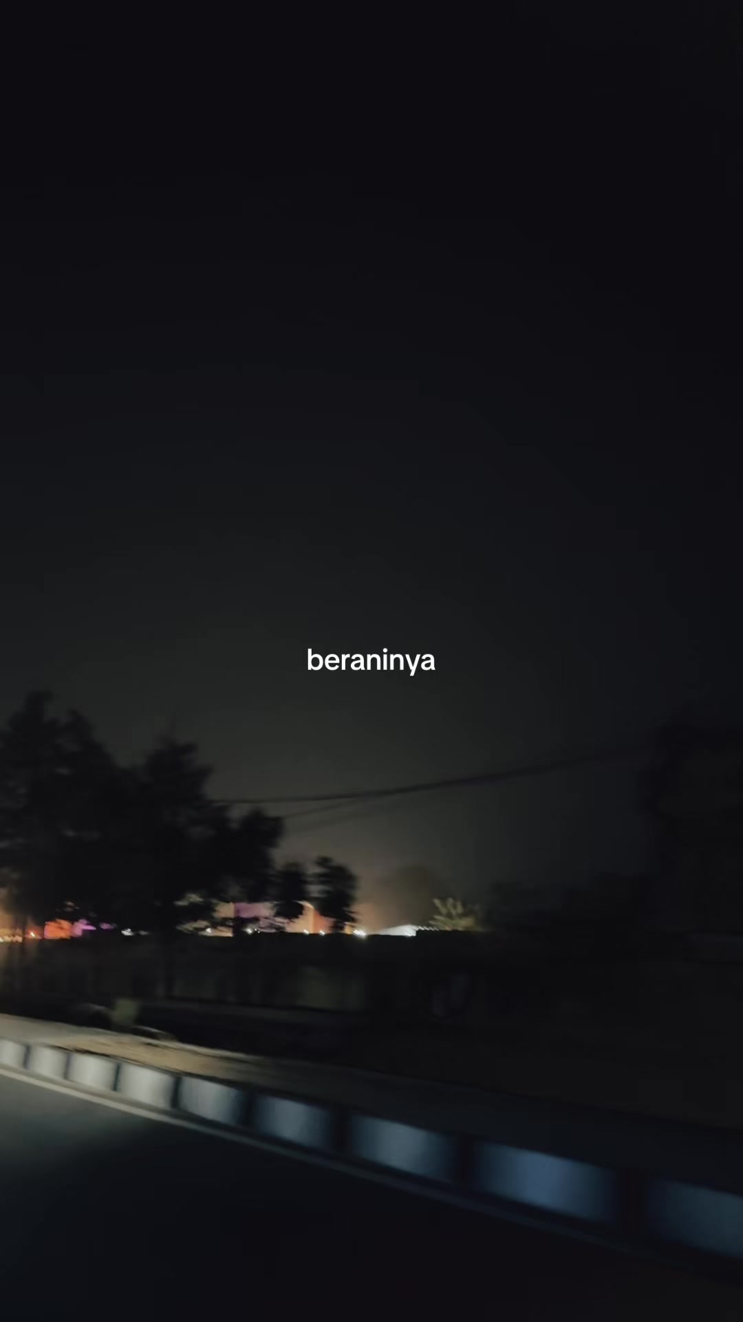 @ᴖ̈