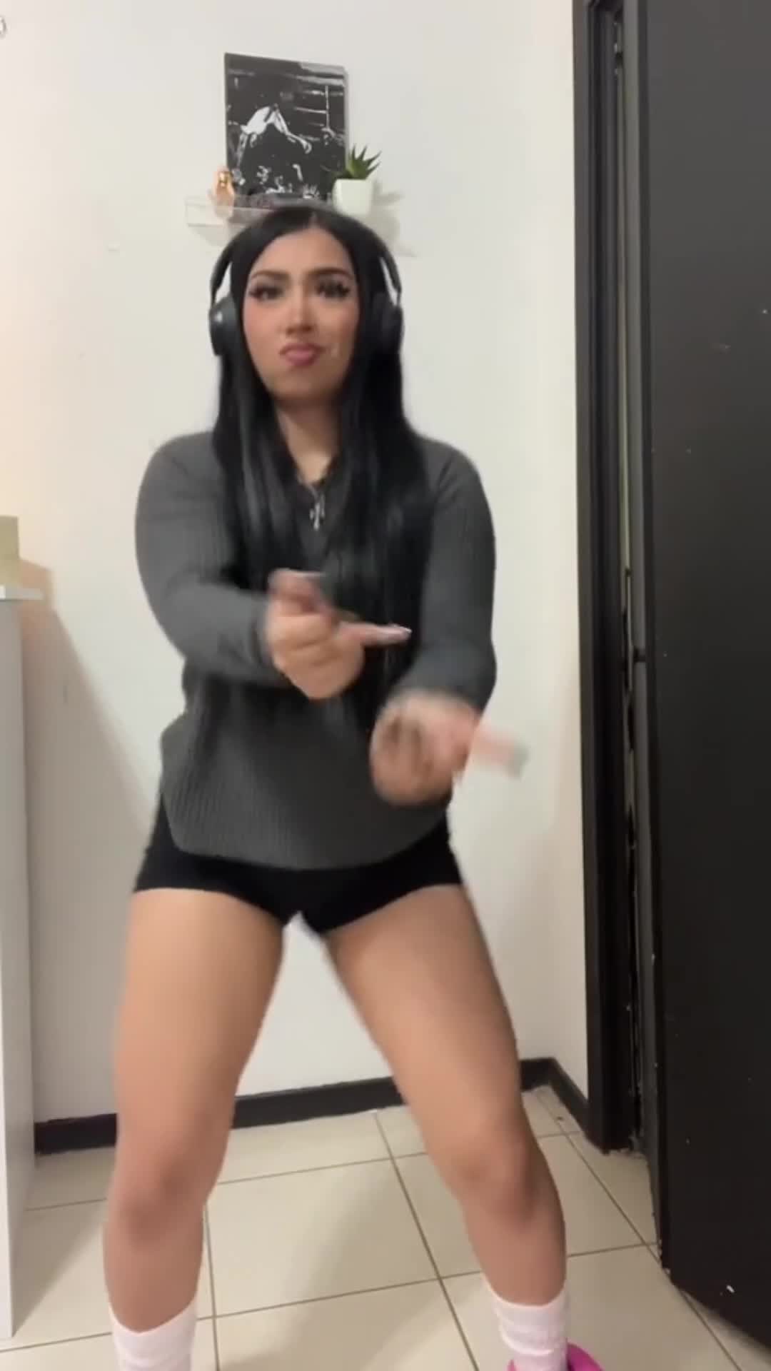@Clara