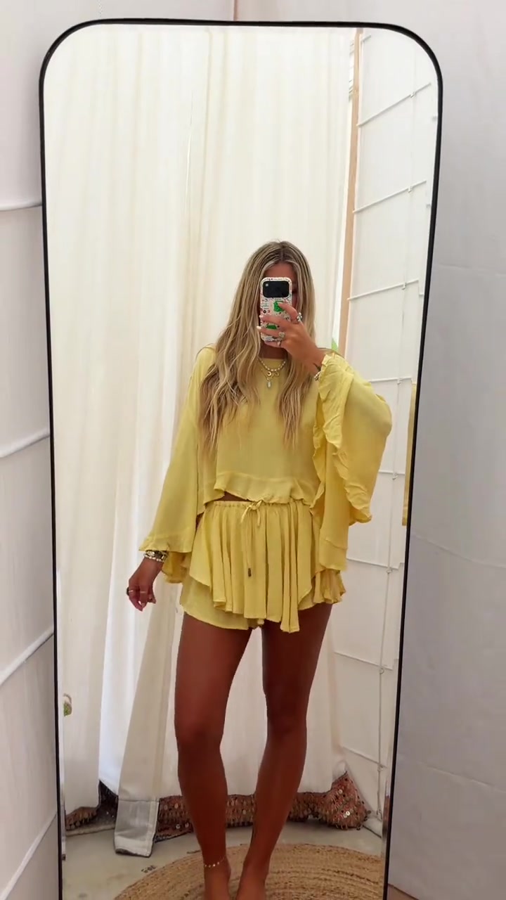 @Chloe