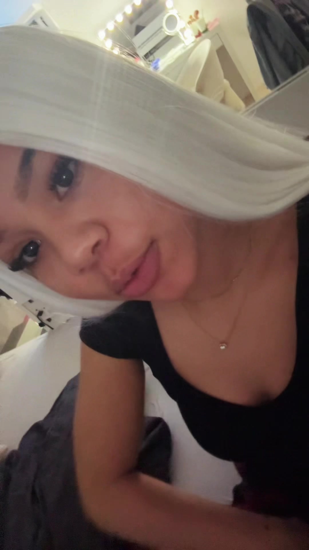 @user938389361