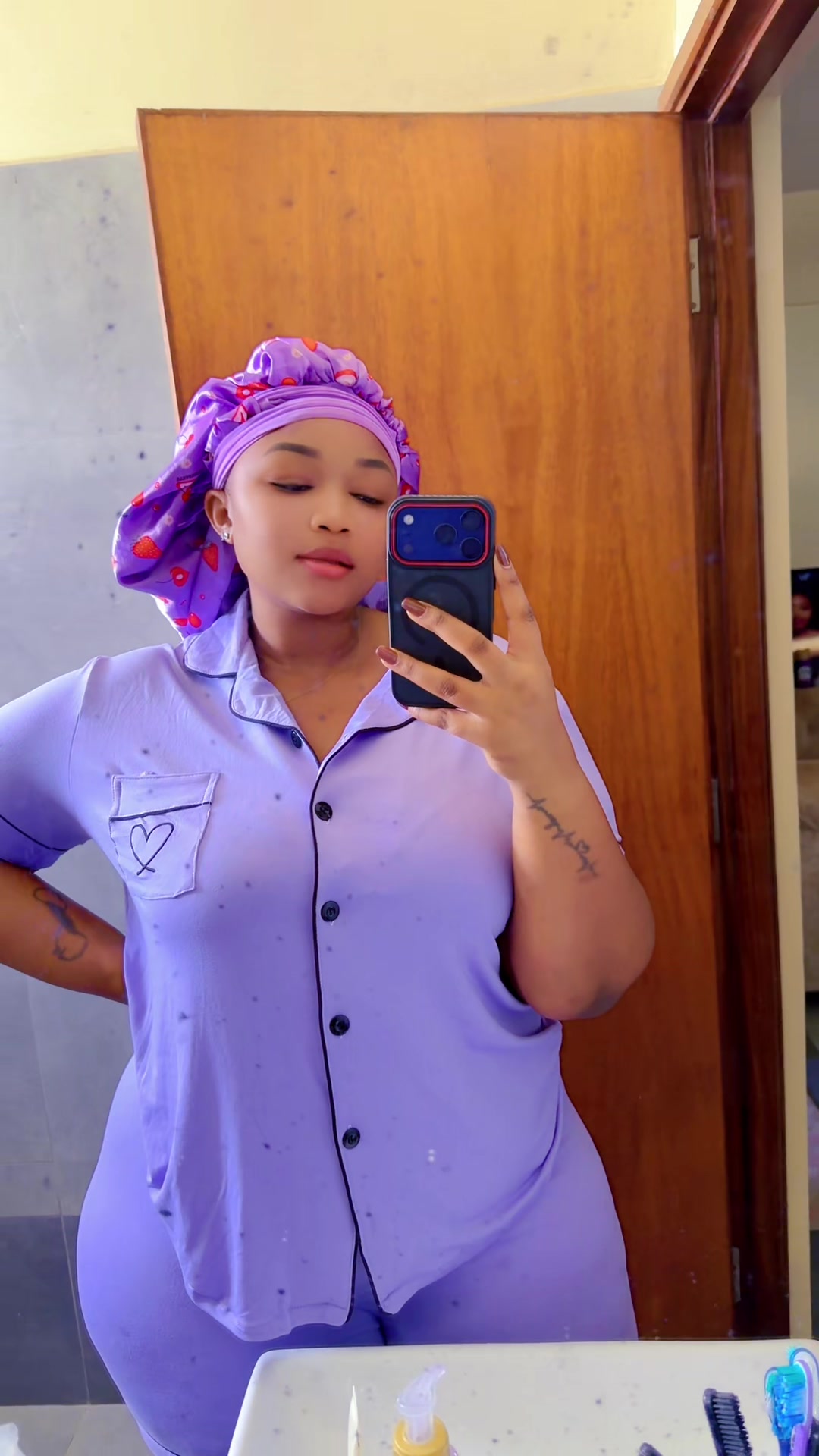 @curvy bree