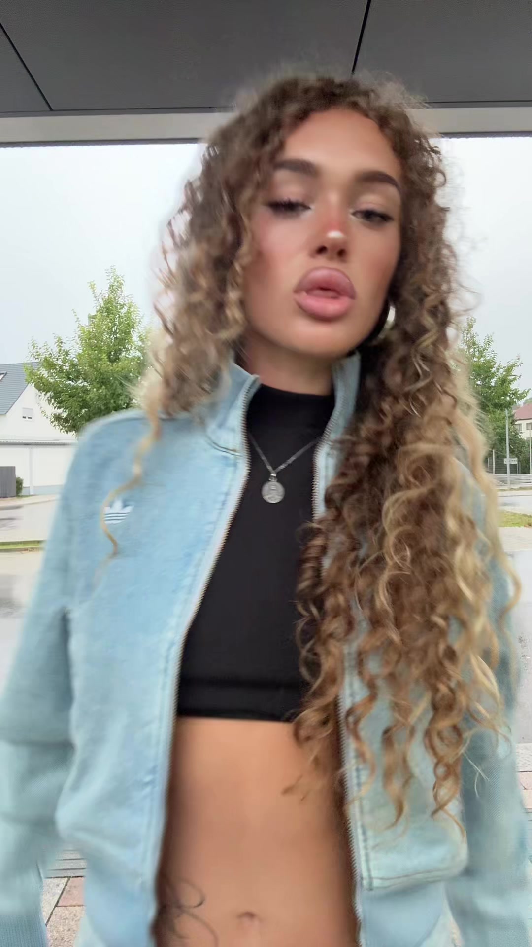 @lianadaschunja