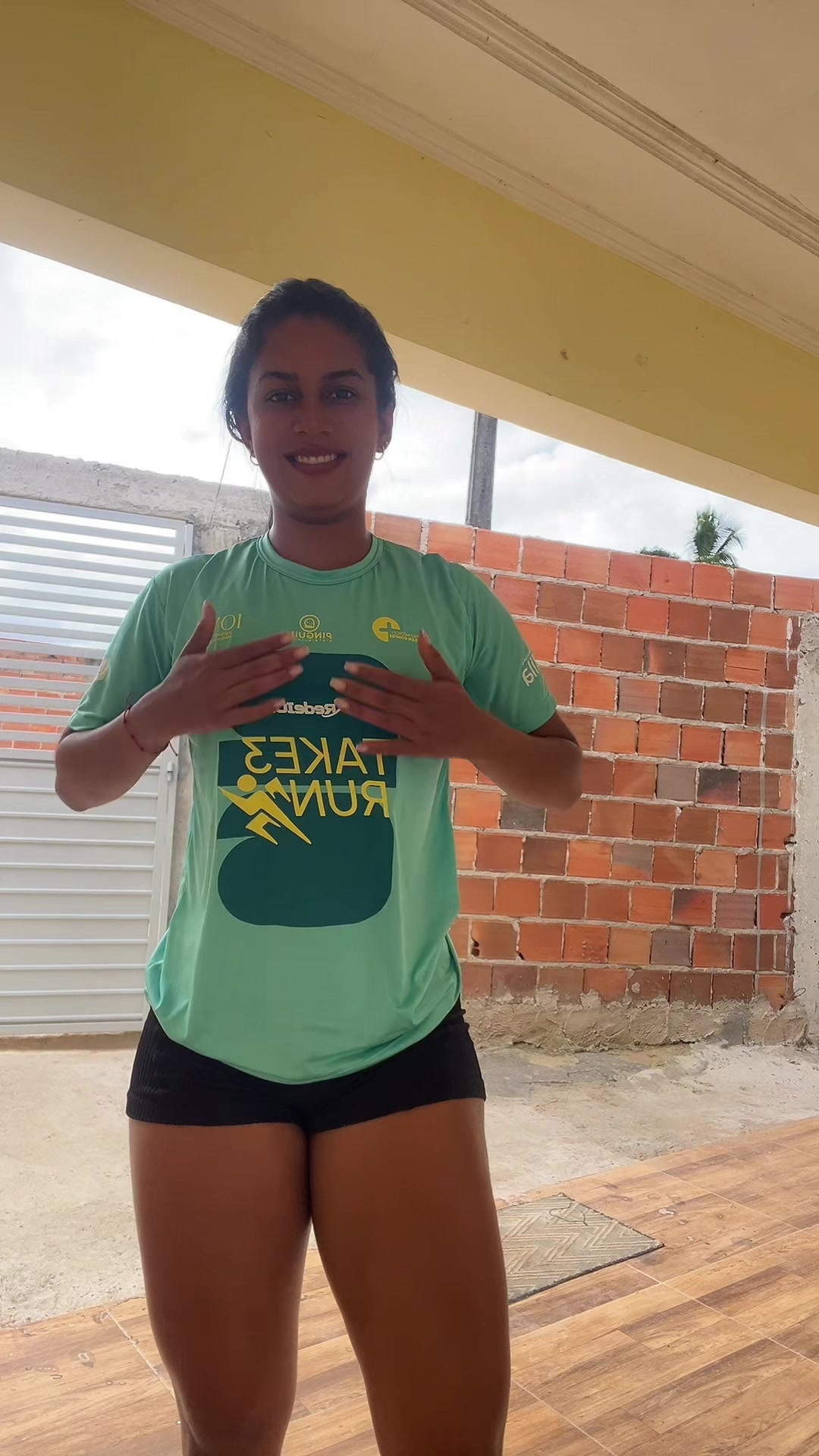 @Tais Ara&uacute;jo