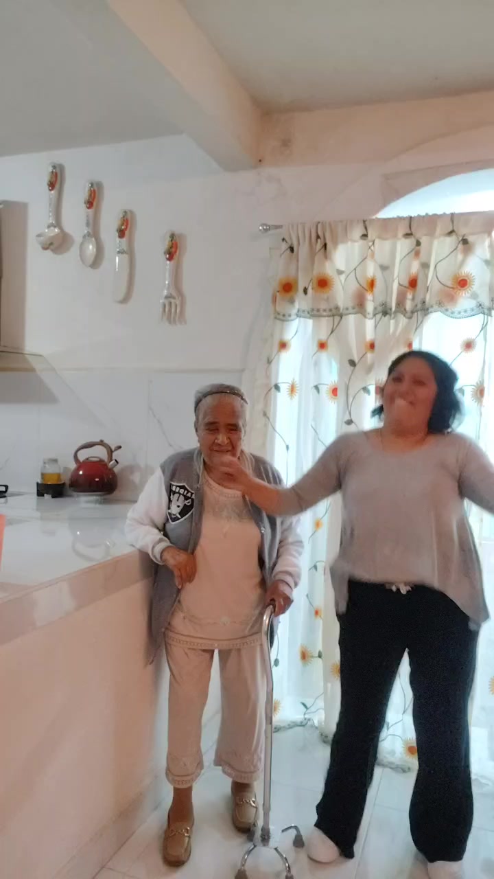 @Monii Caceres