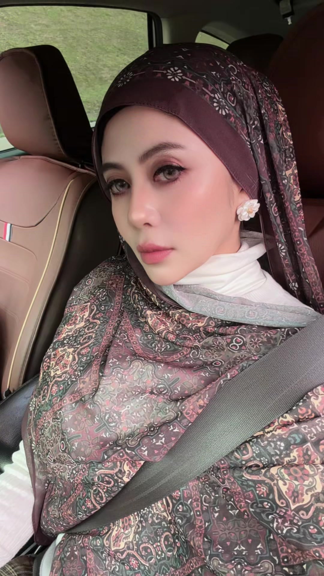 @Ms Izza Zubir