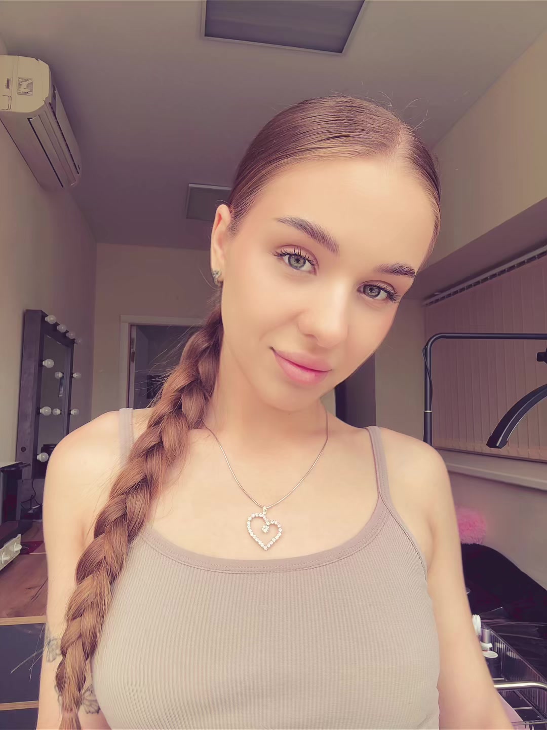 @Настя Я 🧟&zwj;♀️
