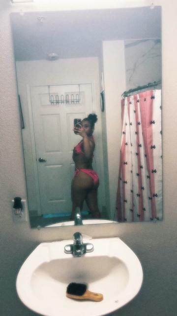 @x.meiyaa