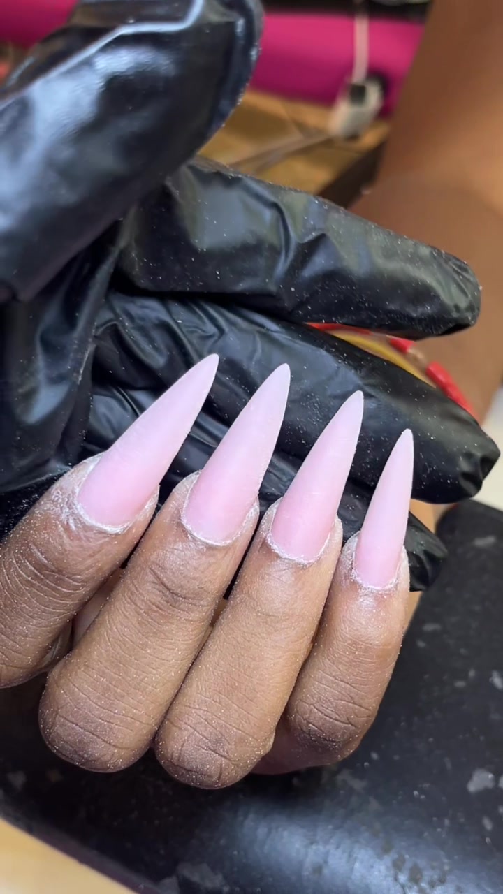 @NAIL/LASH TECH IN BENIN(UGBOR)
