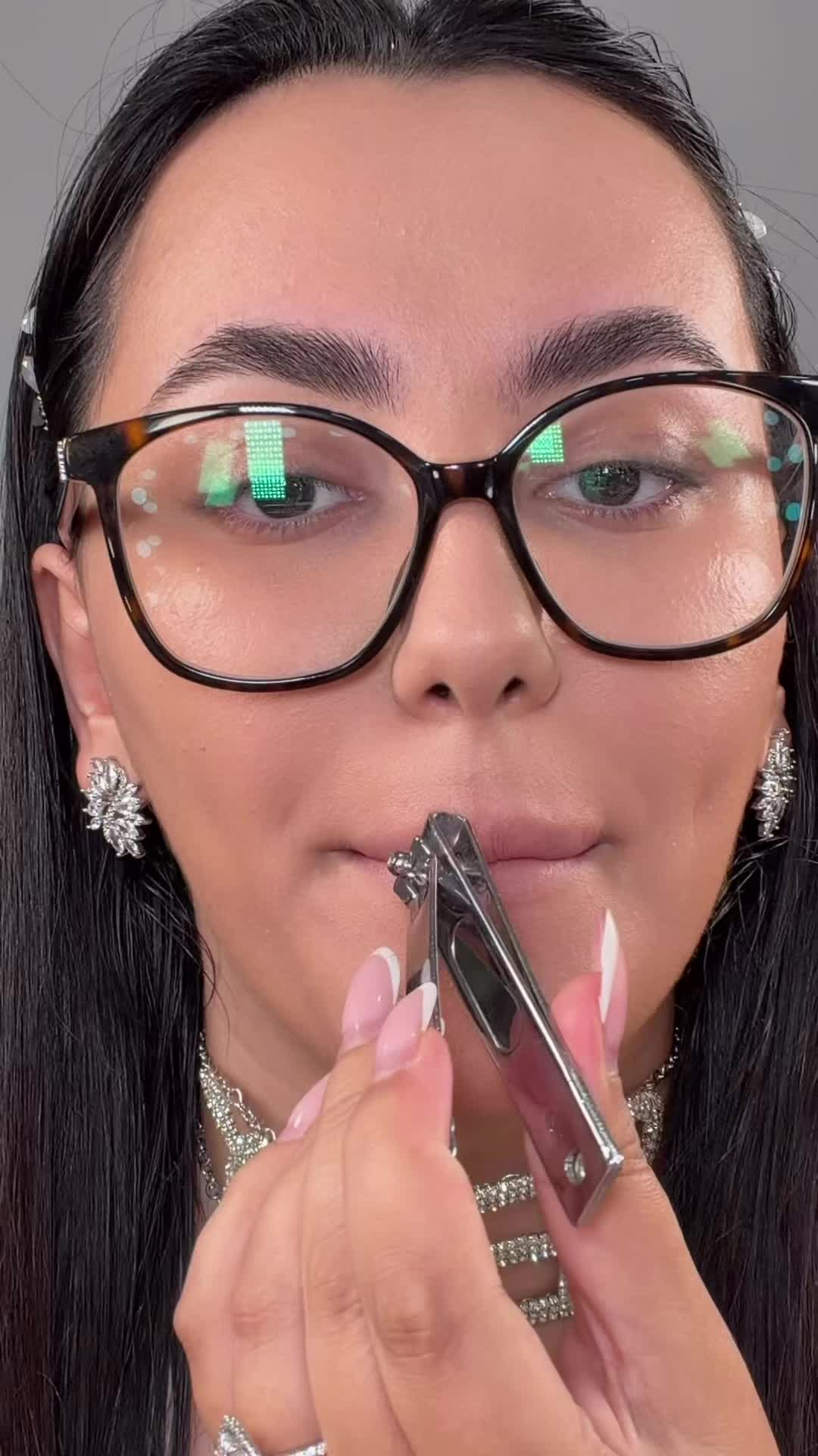@Farakhnoz.mua