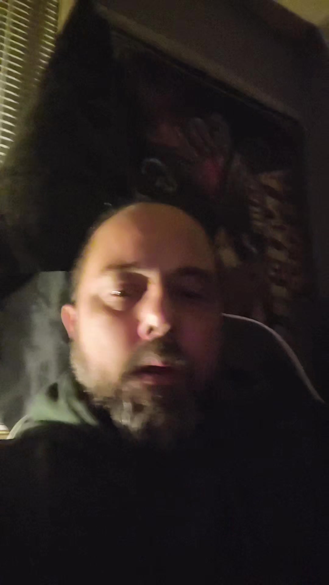 @v