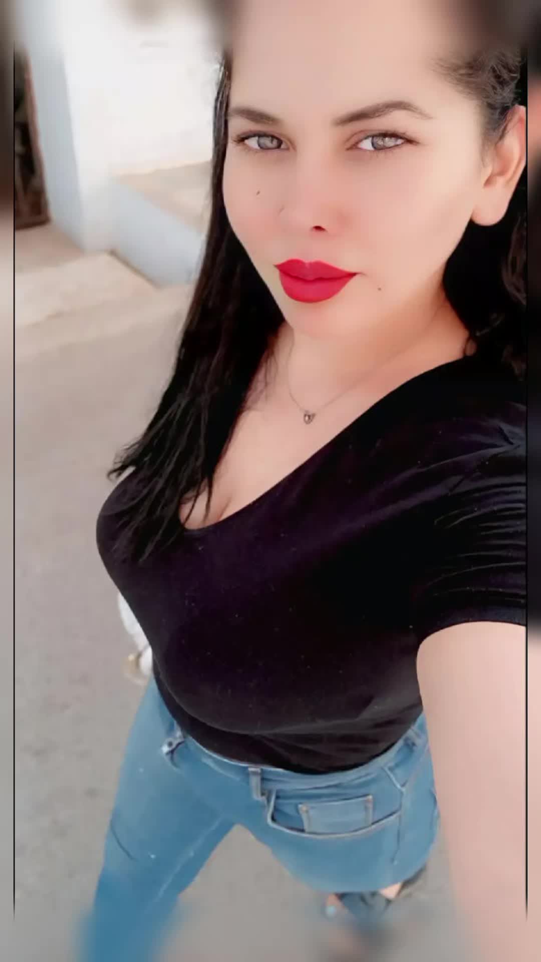 @Dallolet Khadouja