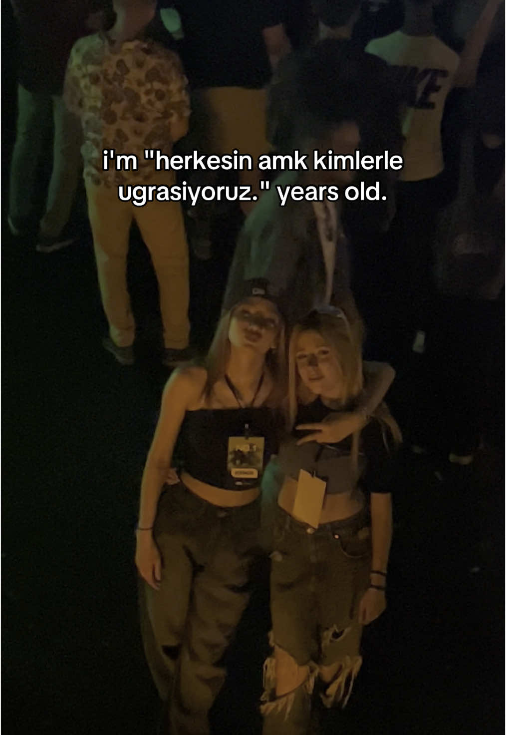 @🦊