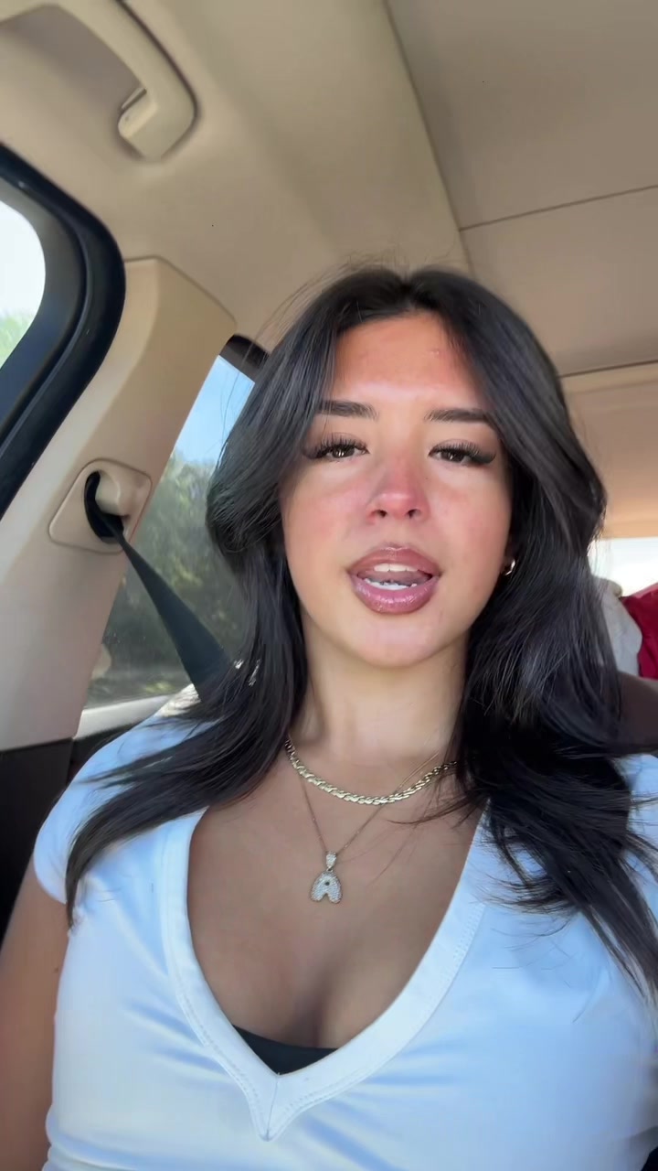 @adriana