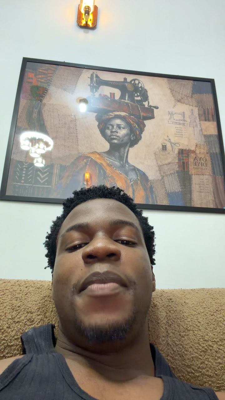 @Lookat_maro