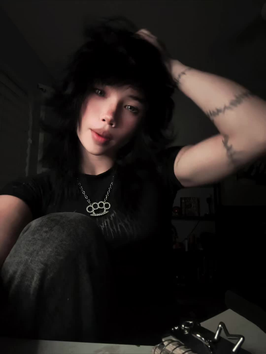 @yummyknivez