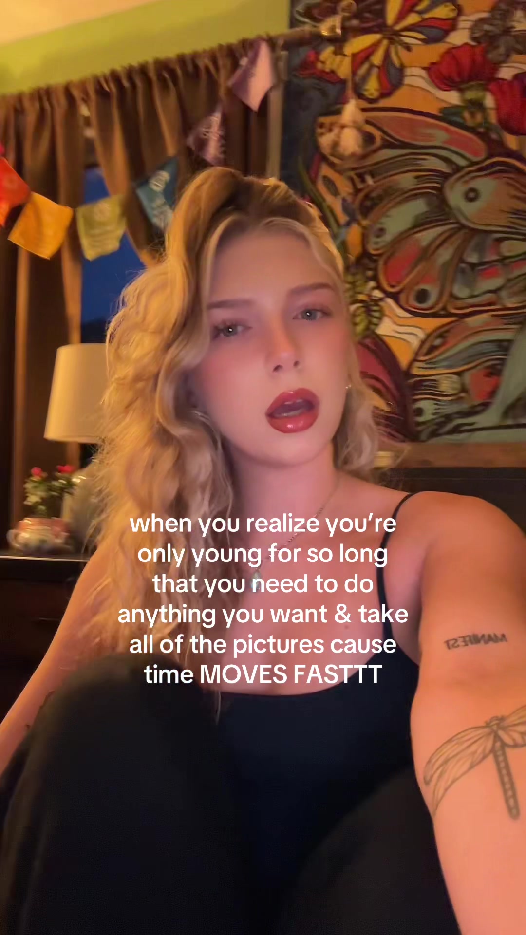 @ays ☮︎