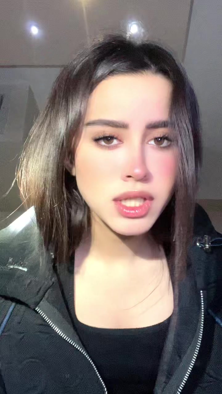 @melikaa