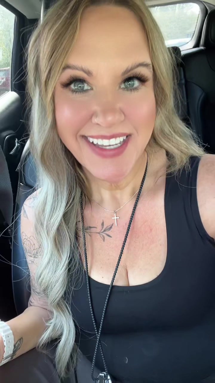 @Amber|Live Your Life Wild 🖤